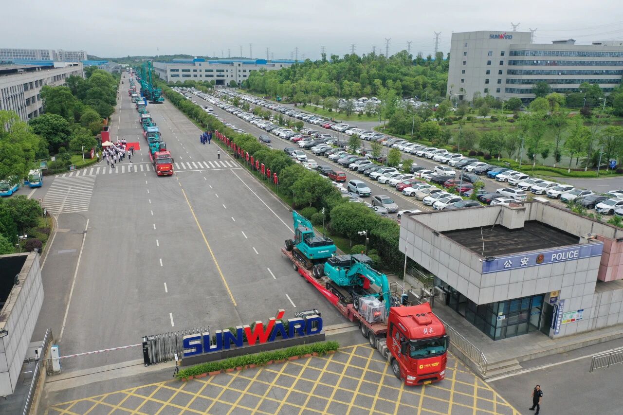 永利集团官网智能轮履两用多功效开带机批量交付国家林草系统，，助力森林草原生态防护